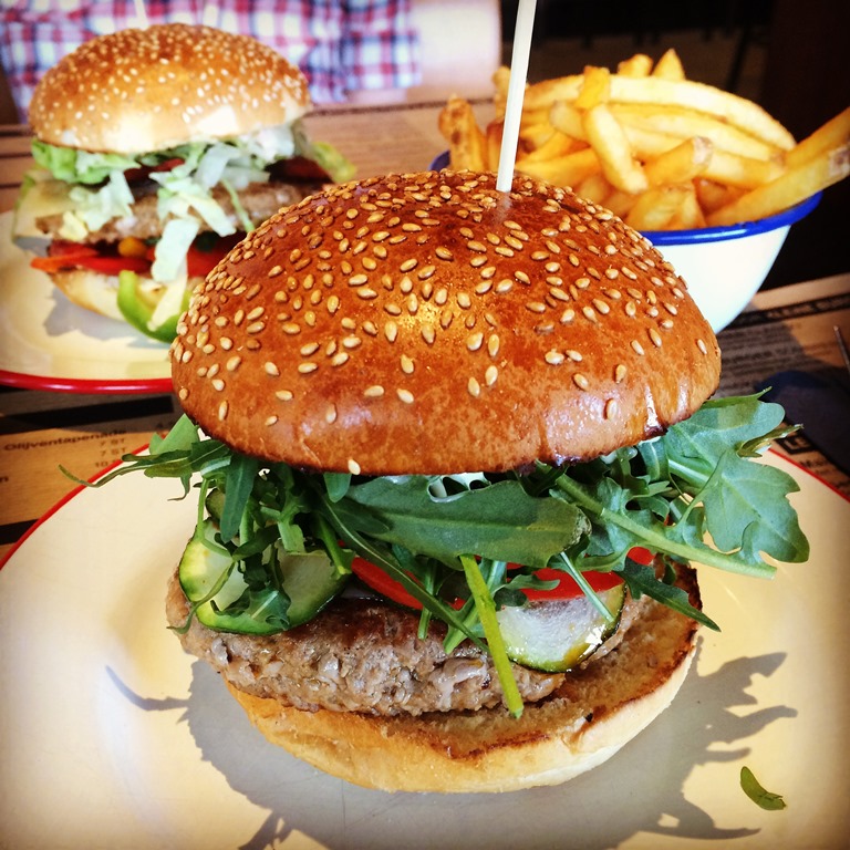 7 Places to Eat a Juicy Citizen (umm, Burger) in Amsterdam